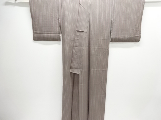  縮緬地　縞模様小紋着物